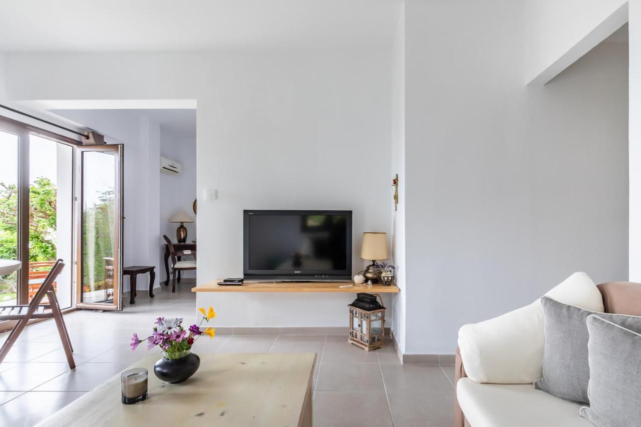 Oikia guesthouse Stafylos Eksteriør billede